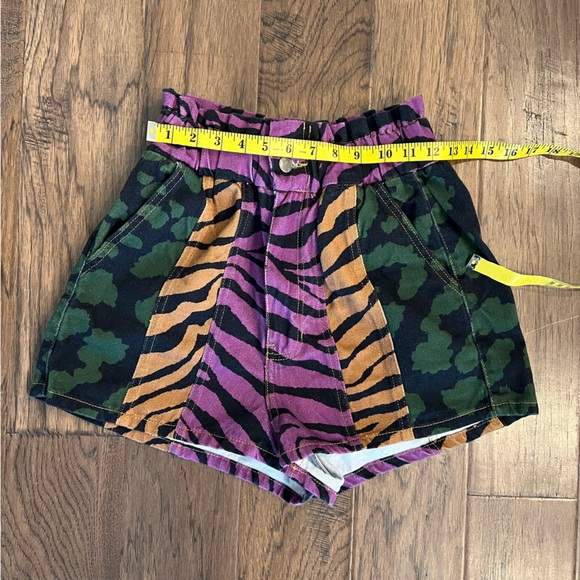 Farm Rio Leopard Animal Print Paper Bag High Waist Stretchy Denim Shorts Sz 4-6 - Picture 5 of 6